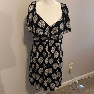 Lily Rose Black and White Midi Dress